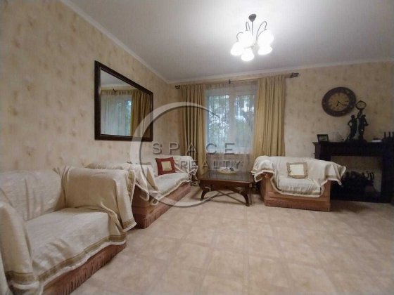 Продаж 3хкімнатної квартири в двухповерховому будинку р-нСолом'янський Киев