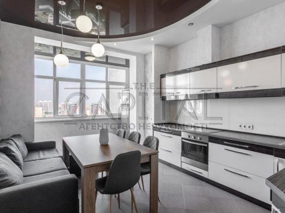 Продаж квартири, ЖК Пори року, вул. Кудряшова, Солом'янка Київ