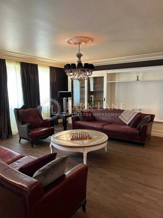 Поділ, квартира з якісним ремонтом, заїзджай та живи, Юрківська, 28 - фото 1