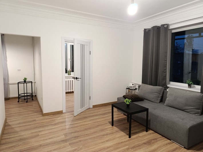 2 к з ЕВРОРЕМОНТОМ, вул. Межова 10. Сталінка - фото 1