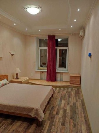 Продаж 2к квартири Володимирська 83 Центр Сталінка - фото 1