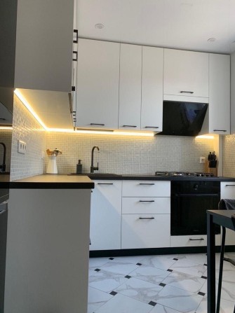 Без комісії!!! Дизайнерський ремонт, 2к квартира Донця 17/46 - фото 1