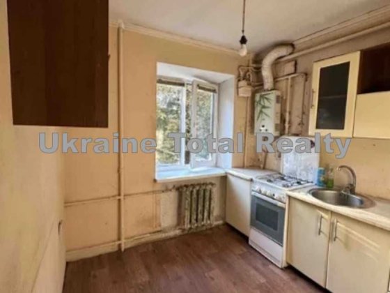 2к кв. під ремонт! Супер локація! м. Берестейска 10хв. Чугуївський 10 Киев