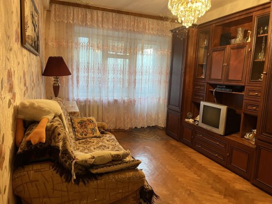 Продаж двокімнатноі по Шолуденка 6 Київ