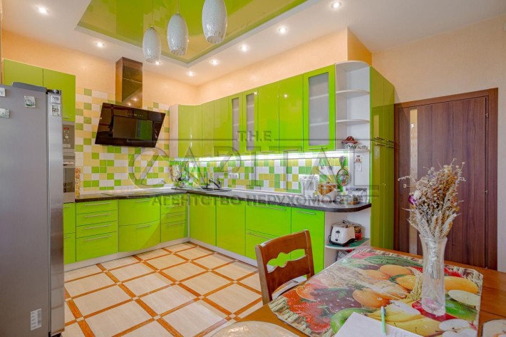 Продаж квартири, вул. Солом'янська, Солом'янський р-н - фото 1