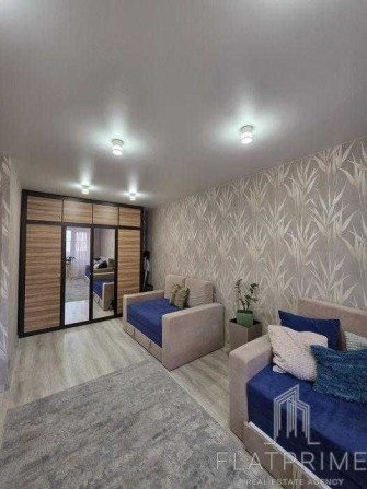 Продається простора 1-кімнатна квартира на вул. Олександра Махова, 1 - фото 1