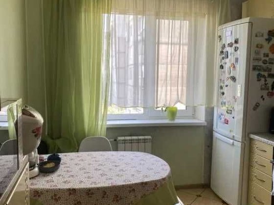 Двокімнатна квартира за адресою Корольова, 12.