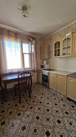 Продаж 1к вул.Бахматська 10, метро Академмістечко 10 хв - фото 1