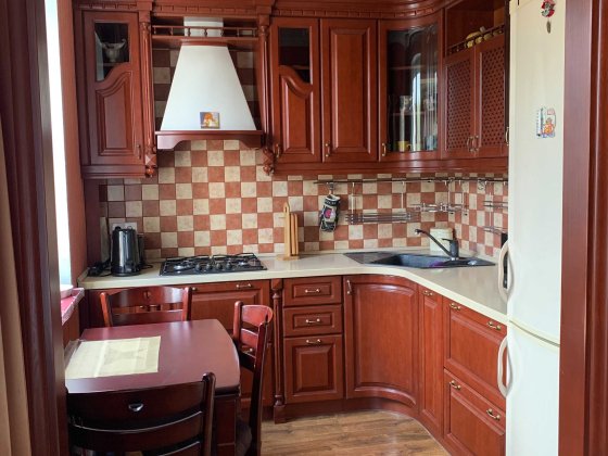 Продам 3  кімн. квартиру вул. Уманська вул., 41 Київ