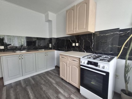 Продаж кімнати з с/в в комунальній квартирі Киев