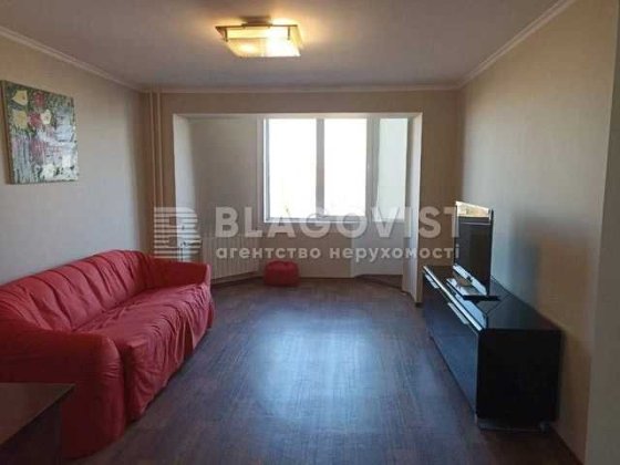 Продаж 3 кім. квартири (72.4кв.м.), вул. Волошина Августина, 2А Киев