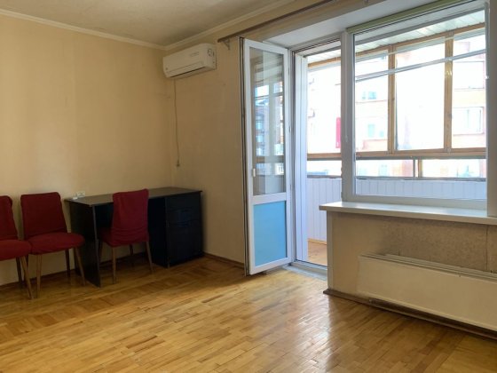 Продаж 2-кімнатної квартири по вул. Золотоустівська 4 Київ