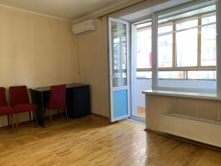 Продаж 2-кімнатної квартири по вул. Золотоустівська 4 - фото 1