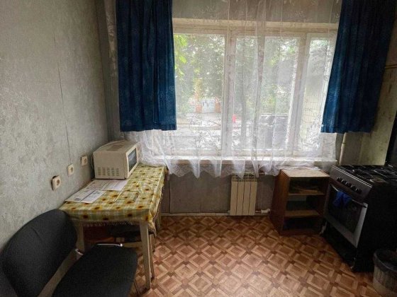 Продам 3-кімнатну квартиру на пр-т Порика В. Київ