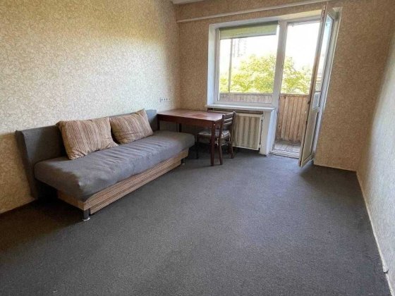 БЕЗ КОМІСІЇ! ТОРГ! Продам 2к квартиру Антонова Є-ВІДНОВЛЕННЯ! Киев