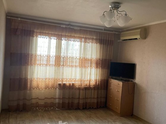 Продаж квартири 1к Симиренка, 7А Київ Киев