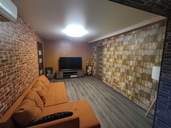 Продам 2х квартиру з ремонтом Киев