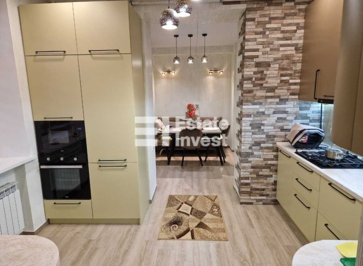 Продаж 2-кімнатної квартири з якісним ремонтом - фото 1