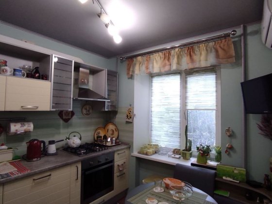 Продаж однокімнатної квартири метро Шулявська з мебелью ремонт техніка Киев