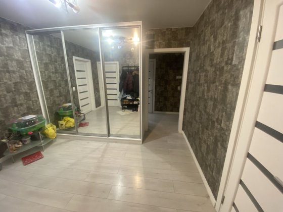 «Крістер Град» 3-х кімнатна, Данченка 5 Київ