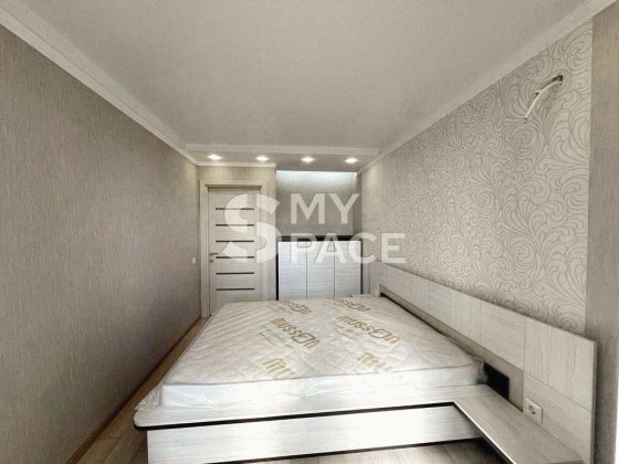 Продам 2-к з ремонтом 60м Микільсько-Ботанічна Тарасівська Паньківська Київ