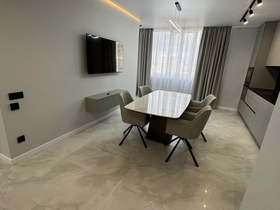 Продаж 2 кімнатної квартири ЖК Варшавський 2 Київ