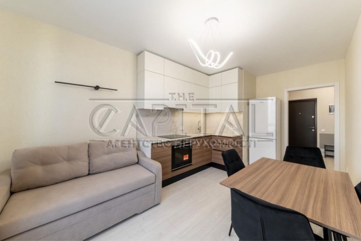 Продаж квартири Варшавський 2 41м2 з ремонтом - фото 1