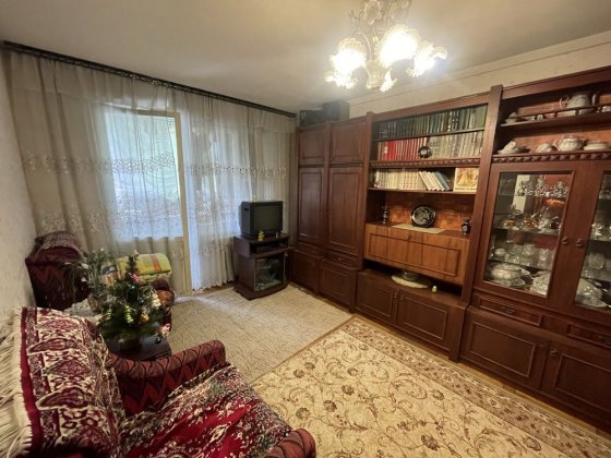 Продам 2-к кв. Корольова пр-т Святошинський район Борщагівка Київ