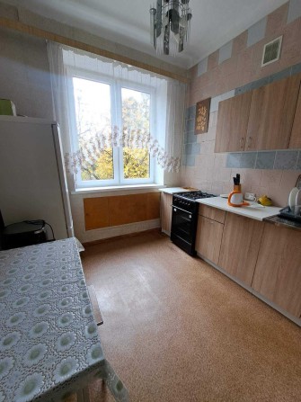 Продам 2кім  сталінка пр. Берестейський (Перемоги) 77 а метро Нивки - фото 1
