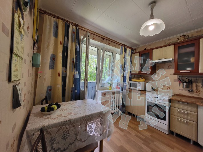 Без комісії 3-кімн. 68 м. Солом`янка вул.Стадіонна 14 метро Вокзальна - фото 1