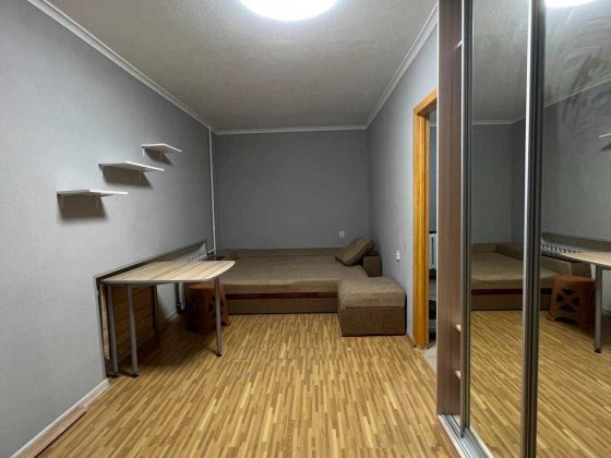 Продаж 1-кімнатної квартири біля метро Житомирська, Святош, Львівська Київ