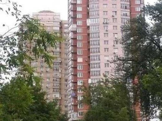 Ірпінська,69б  Видова 2кімн.-86кв.м. в буд. 2009року в 5хв. від метро Киев