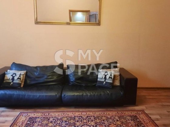 2-к з ремонтом 65 м2 Царський дім Стелі 3,8 м Палац Спорту Антоновича Киев