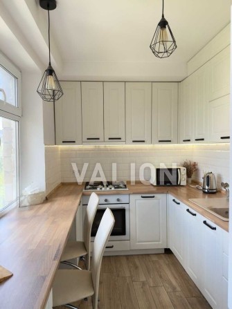 Продаж 3 кімн. квартири з ремонтом біля м КПІ, пр. Берестейський, 20 - фото 1