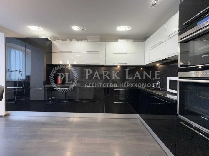 Соломянський Освіти Приобраєженська 3 кім з ремонтом - фото 1