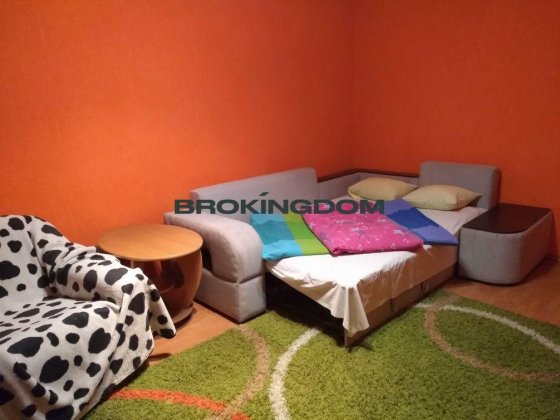 Продаж 1к сталінка пр-т. В. Лобановського Київ