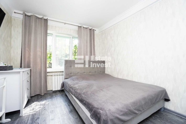 Продається 2-кімнатна квартира, вул. Солом'янська, 35 - фото 1