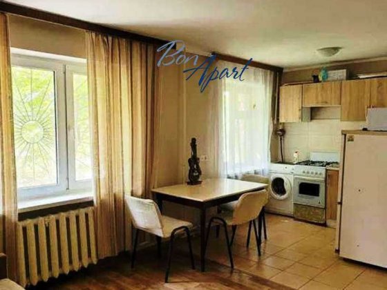 Продаж 2-к квартири на Чоколівці Київ