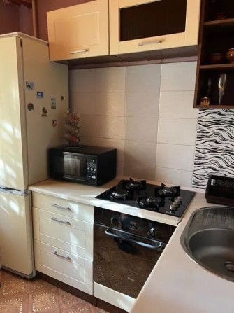 Продам, Академіка Шалімова 5а 1к квартира з ремонтом - фото 1