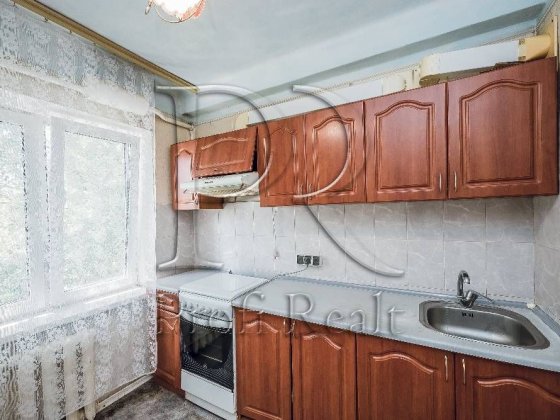 Продаж 2кв вул. Академіка Шалімова 11А/Героїв Севастополя/Берестейська Київ