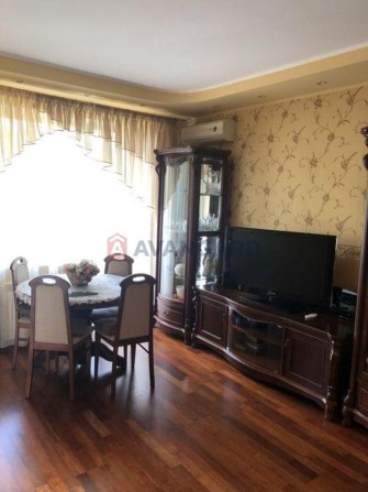 Продається 3-кімнатна квартира в Солом'янському районі. - фото 1