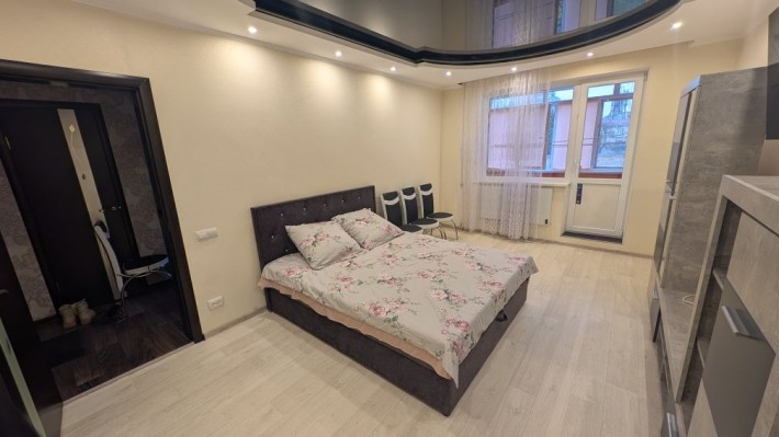 Здам 1 кімнатну квартиру біля жд вокзалу - фото 1