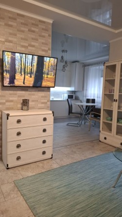 Здається квартира-студія на довгострокову оренду. - фото 1