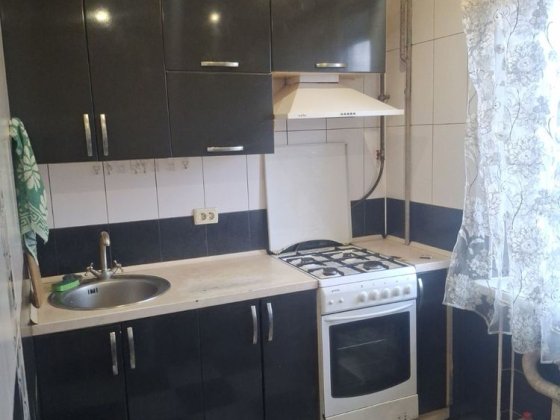 Сдам 2-комнатную квартиру по ул. Айвазовского Кам'янське