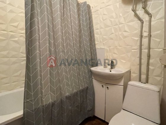 Сдам 2х к комнатную кв-ру 9000