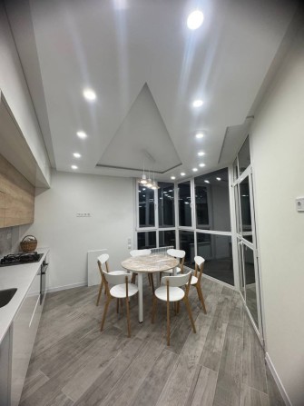 Оренда 1но кімнатної квартири на Прорізній під Києвом. - фото 1