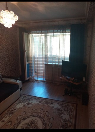 Сдам 2 комнатную квартиру - фото 1