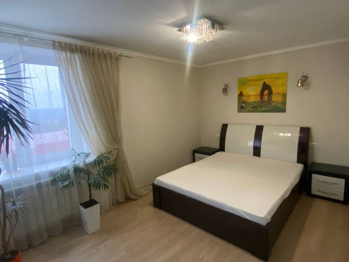 Здам 2-кімнатну квартиру на тривалий термін - фото 1