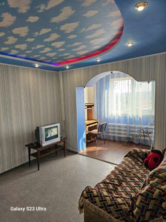 Довгострокова аренда 2х кімнатної на 3 поверсі - фото 1