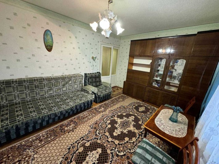 АРЕНДА 3-х комн кв ул. О. ВИШНИ, 33 (пересчение Б.Краматорский) - фото 1